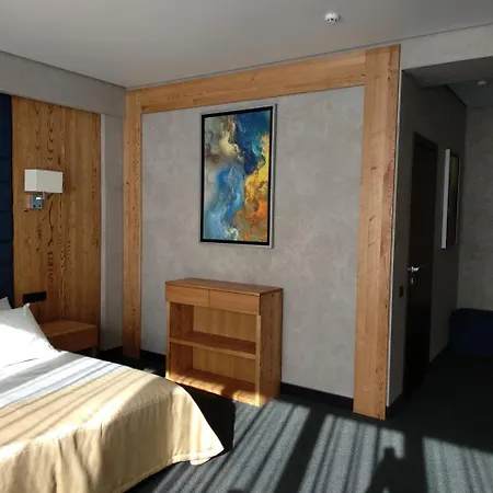 Iron Bridge 3* Boekovel