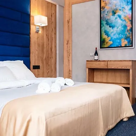 ホテル Iron Bridge