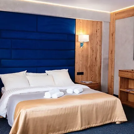 Hotel Iron Bridge Boekovel