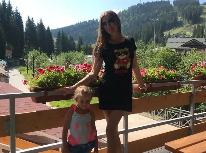 Iron Bridge Otel Bukovel